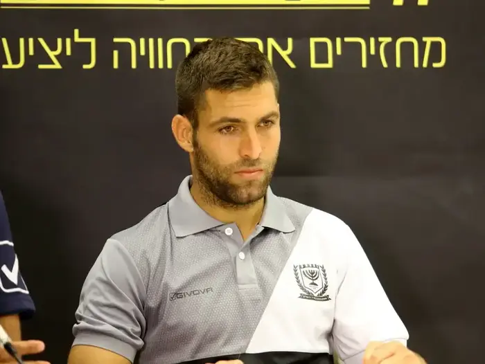 שחקן בית"ר ירושלים איתי שכטר (יוסי ציפקיס) שחקן בית"ר ירושלים איתי שכטר (יוסי ציפקיס)