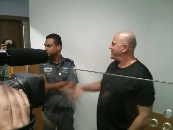 ריקו שירזי בגזר הדין שלו , בית משפט מחוזי תל אביב 18 ביולי 2017 (מערכת וואלה! NEWS , אבי כהן) ריקו שירזי בגזר הדין שלו , בית משפט מחוזי תל אביב 18 ביולי 2017 (מערכת וואלה! NEWS , אבי כהן)