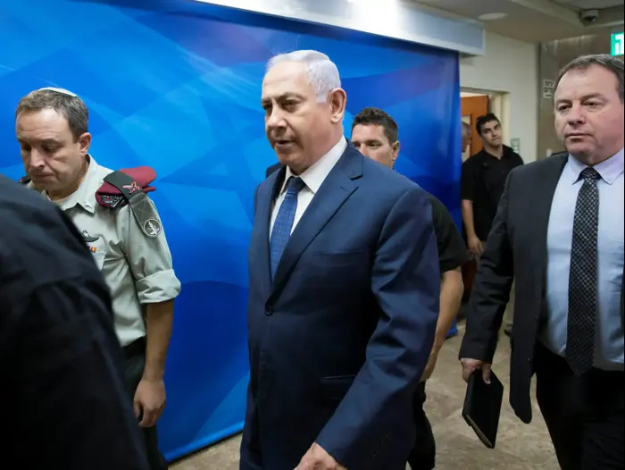 ראש הממשלה בנימין נתניהו בישיבת הממשלה הבוקר 23 ביולי 2017 (רויטרס) ראש הממשלה בנימין נתניהו בישיבת הממשלה הבוקר 23 ביולי 2017 (רויטרס)
