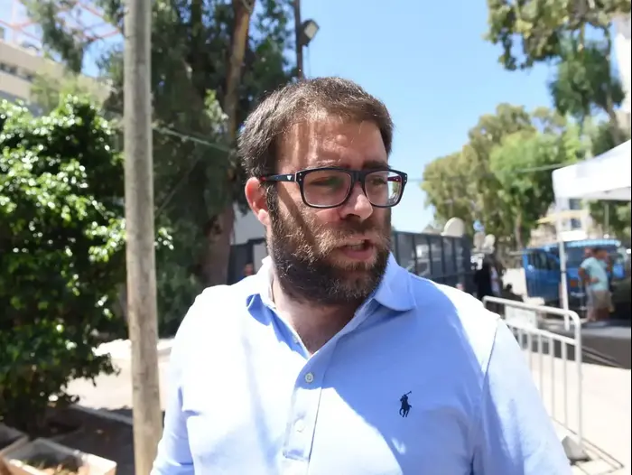 ח"כ אורן חזן מגיע לבית הדין הצבאי בקרייה לגזר דין של אלאור אזריה (ראובן קסטרו) ח"כ אורן חזן מגיע לבית הדין הצבאי בקרייה לגזר דין של אלאור אזריה (ראובן קסטרו)