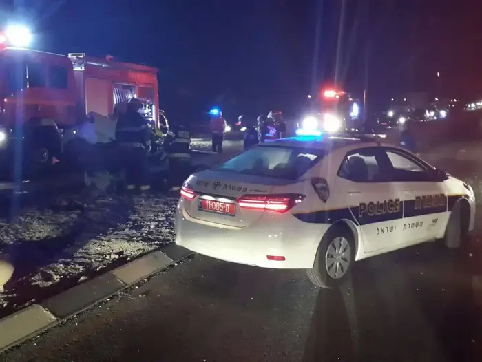 הרוגה ופצוע בינוני בתאונת דרכים בכביש עוקף באר שבע, 7 באוגוסט 2017 (מערכת וואלה! , דוברות משטרת ישראל)