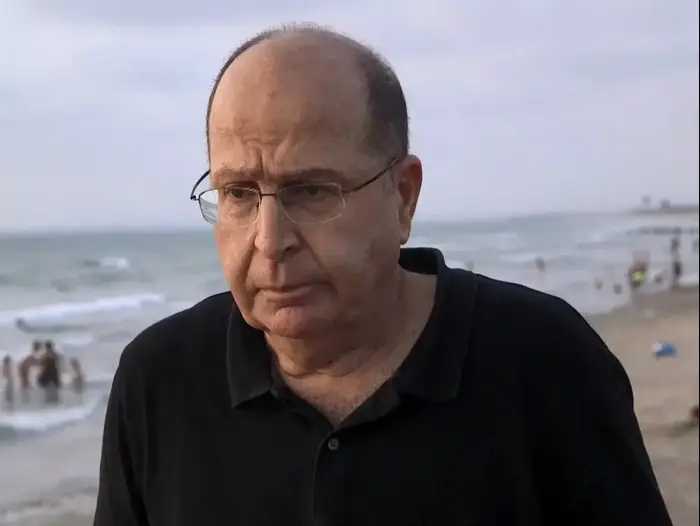 משה (בוגי) יעלון תוקף את בנימין נתניהו בריאיון לתכנית "המשפיעים" של לוסי אהריש (יח"צ) משה (בוגי) יעלון תוקף את בנימין נתניהו בריאיון לתכנית "המשפיעים" של לוסי אהריש (יח"צ)
