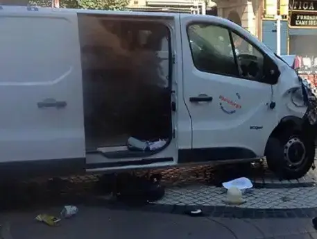 הרכב המסחרי ששימש לביצוע הפיגוע בברצלונה (צילום מסך)