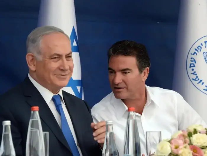 ראש הממשלה בנימין נתניהו,העניק צל?שים על מבצעים ופעילות מבצעית שביצעו נשות, אנשי, לוחמות ולוחמי המוסד יחד עם ראש המוסד יוסי כהן 2 באוקטובר 2017 (מערכת וואלה! NEWS , חיים צח, לע"מ) ראש הממשלה בנימין נתניהו,העניק צל?שים על מבצעים ופעילות מבצעית שביצעו נשות, אנשי, לוחמות ולוחמי המוסד יחד עם ראש המוסד יוסי כהן 2 באוקטובר 2017 (מערכת וואלה! NEWS , חיים צח, לע"מ)