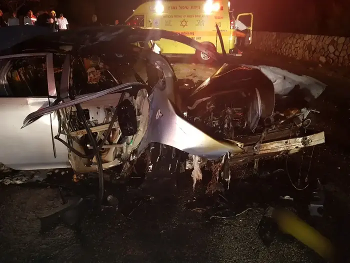 חמישה צעירים נפצעו באורח קשה בתאונת דרכים ליד כרמיאל (חטיבת דובר המשטרה) חמישה צעירים נפצעו באורח קשה בתאונת דרכים ליד כרמיאל (חטיבת דובר המשטרה)