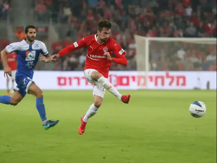 שחקן הפועל באר שבע איסק קואנקה (קובי אליהו) שחקן הפועל באר שבע איסק קואנקה (קובי אליהו)