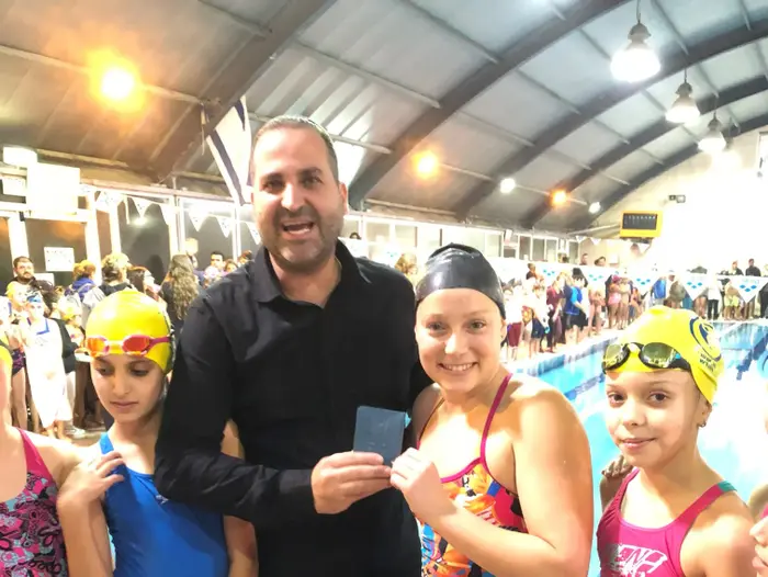 אווה פביאן עם ממלא מקום ראש עיריית בית שמש מאיר בלעיש (יח"צ , צילום: יחסי ציבור) אווה פביאן עם ממלא מקום ראש עיריית בית שמש מאיר בלעיש (יח"צ , צילום: יחסי ציבור)
