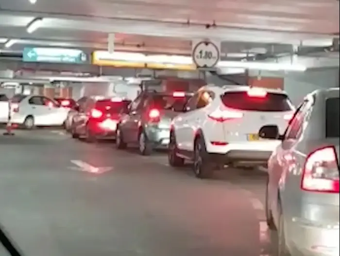 ND - עיצומים עקב פקקים בחניון קרית הממשלה (אתר רשמי , צילום: אבי כהן ועובדי קרית הממשלה, עריכה: יאיר דניאל)