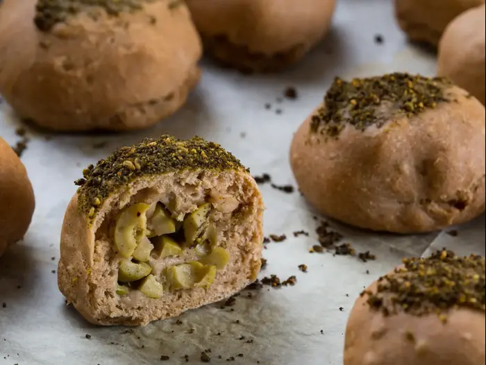 לחמניות כוסמין במילוי זיתים לילדים לחמניות כוסמין במילוי זיתים לילדים (דרור עינב)