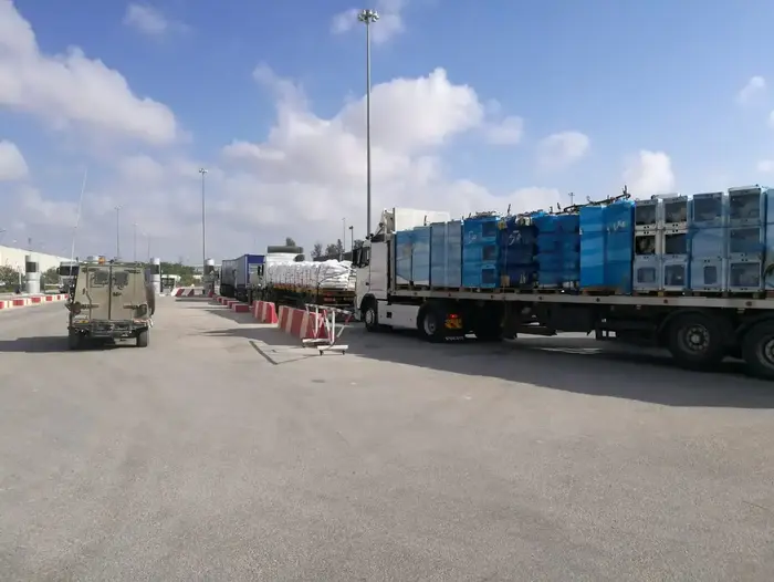 מעבר כרם שלום 15 באוגוסט 2018 (שי מכלוף) מעבר כרם שלום 15 באוגוסט 2018 (שי מכלוף)