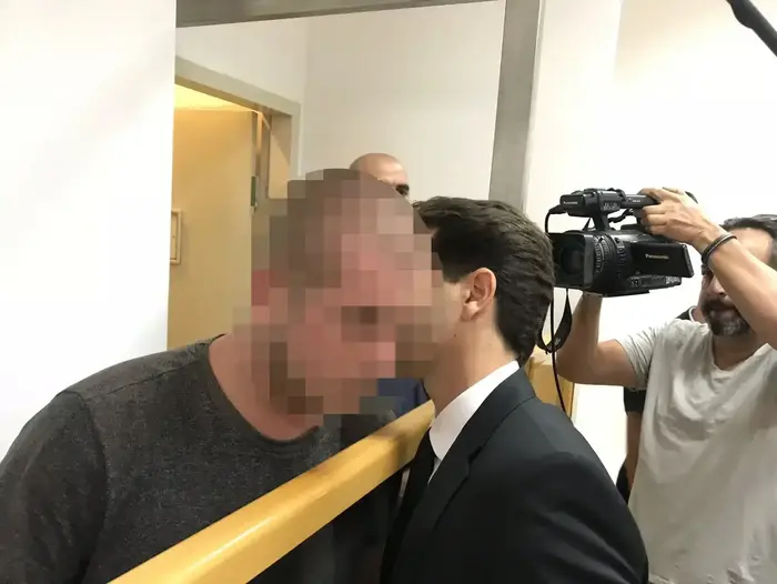 הארכת מעצר לחשוד השלישי בלינץ' שבוצע בערבים בקריית חיים בבית משפט השלום בקריות, 28 באוגוסט 2018 (מערכת וואלה! NEWS , יואב איתיאל) הארכת מעצר לחשוד השלישי בלינץ' שבוצע בערבים בקריית חיים בבית משפט השלום בקריות, 28 באוגוסט 2018 (מערכת וואלה! NEWS , יואב איתיאל)