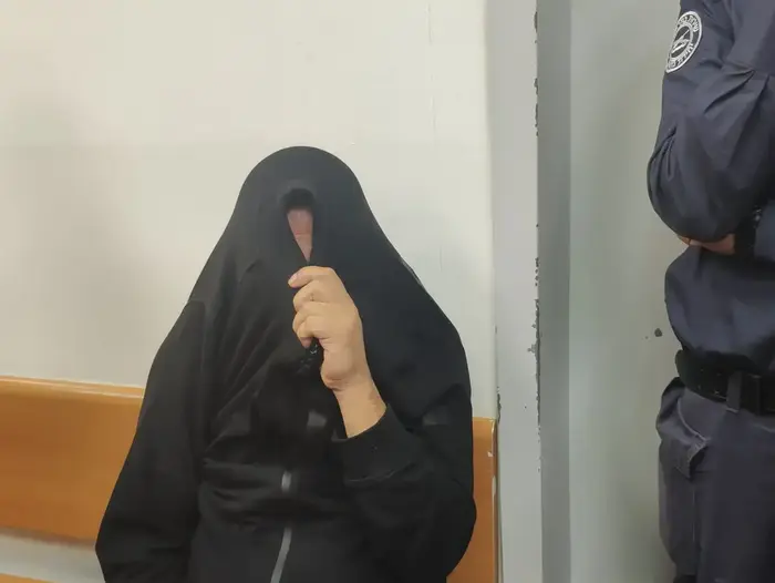 הארכות מעצר ל - 4 חשודים בפרשה פלילת במשק , שלום ראשל"צ 26 בנובמר 2018 (אבי כהן) הארכות מעצר ל - 4 חשודים בפרשה פלילת במשק , שלום ראשל"צ 26 בנובמר 2018 (אבי כהן)