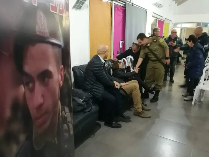 בפוריה עילית, הישוב בו גדל אורון שאול, מציינים היום את תאריך הולדתו. 25 שנה להולדתו. 27 בדצמבר 2018 (אלי אשכנזי ) בפוריה עילית, הישוב בו גדל אורון שאול, מציינים היום את תאריך הולדתו. 25 שנה להולדתו. 27 בדצמבר 2018 (אלי אשכנזי )