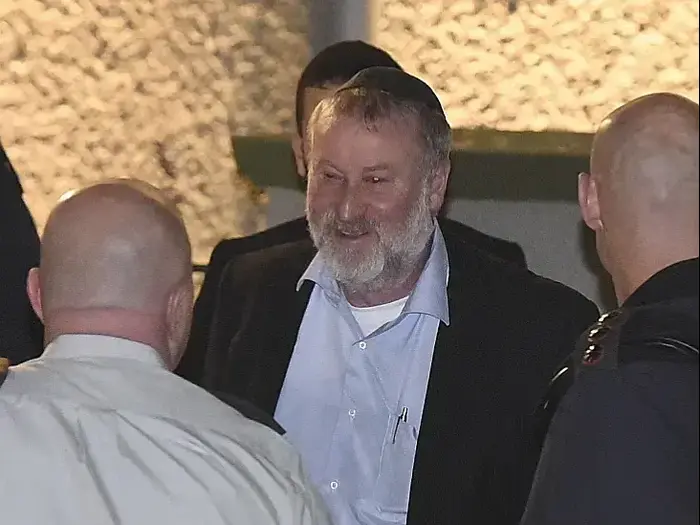 היועץ המשפטי לממשלהאביחי מנדלבליט בטקס הפרידה מהרמטכ"ל היוצא גדי איזנקוט בבסיס הקריה, 13 בינואר 2019 (ראובן קסטרו) היועץ המשפטי לממשלהאביחי מנדלבליט בטקס הפרידה מהרמטכ"ל היוצא גדי איזנקוט בבסיס הקריה, 13 בינואר 2019 (ראובן קסטרו)