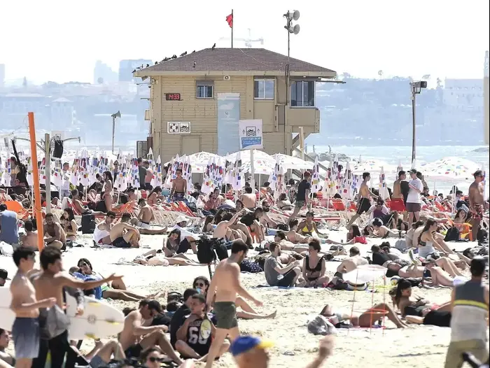 פתיחת עונת הרחצה בתל אביב - 12/4/19 (ראובן קסטרו) פתיחת עונת הרחצה בתל אביב - 12/4/19 (ראובן קסטרו)