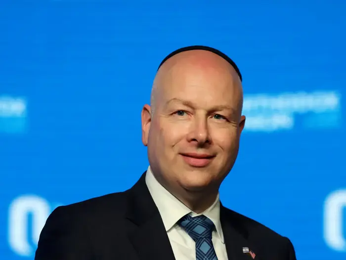ג'ייסון גרינבלט, שליח המזרח התיכון של נשיא ארה"ב, דונלד טראמפ, משתתף בקבלת הפנים של האיחוד האורתודוקסי בירושלים לקראת פתיחת שגרירות ארה"ב החדשה בירושלים, 24.04.2019 (רויטרס) ג'ייסון גרינבלט, שליח המזרח התיכון של נשיא ארה"ב, דונלד טראמפ, משתתף בקבלת הפנים של האיחוד האורתודוקסי בירושלים לקראת פתיחת שגרירות ארה"ב החדשה בירושלים, 24.04.2019 (רויטרס)