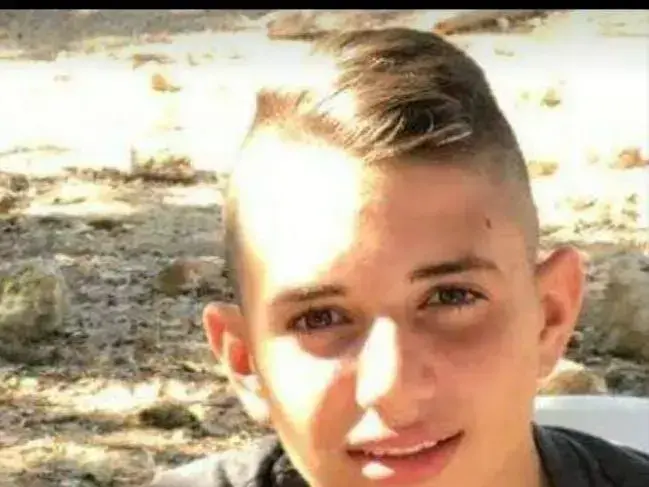 איוב מחמד ח׳טיב בן 15 ההרוג מהתאונה בכביש 85 צומת אחיהוד (אתר רשמי) איוב מחמד ח׳טיב בן 15 ההרוג מהתאונה בכביש 85 צומת אחיהוד (אתר רשמי)