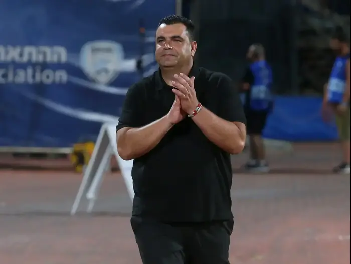 מאמן הפועל רעננה מנחם קורצקי (קובי אליהו) מאמן הפועל רעננה מנחם קורצקי (קובי אליהו)