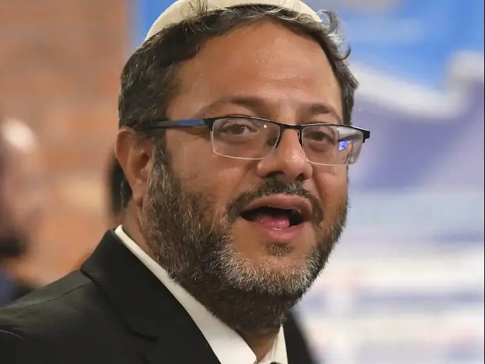 איתמר בן גביר, הגשת הרשימות לועדת הבחירות, 1 באוגוסט 2019 (ראובן קסטרו) איתמר בן גביר, הגשת הרשימות לועדת הבחירות, 1 באוגוסט 2019 (ראובן קסטרו)