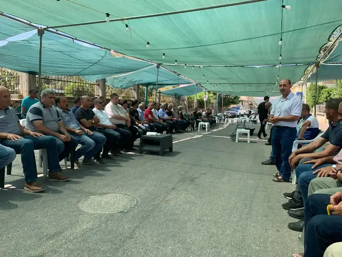 סוכת האבלים בעראבה של ההישראלית שנהרגה במהלך טיול באתיופיה 18 באוגוסט 2019 (יואב איתיאל) סוכת האבלים בעראבה של ההישראלית שנהרגה במהלך טיול באתיופיה 18 באוגוסט 2019 (יואב איתיאל)