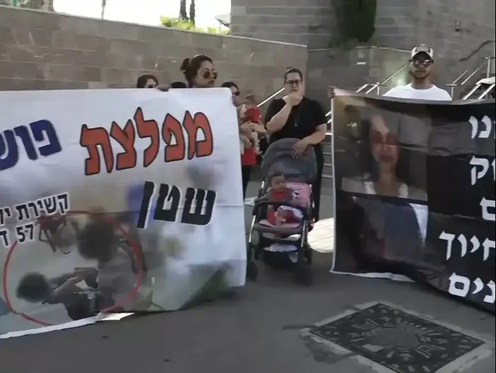 המשטרה מבקשת להאריך את מעצרה של הגננת החשודה בהתעללות כרמל מעודה (שלומי גבאי) המשטרה מבקשת להאריך את מעצרה של הגננת החשודה בהתעללות כרמל מעודה (שלומי גבאי)