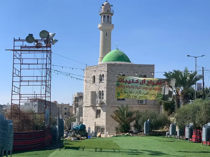 זירת הירי בו נרצחו גבר ואישה בני 30 בבסמת טבעון, הבוקר. 21 בספטמבר 2019 (יואב איתיאל) זירת הירי בו נרצחו גבר ואישה בני 30 בבסמת טבעון, הבוקר. 21 בספטמבר 2019 (יואב איתיאל)