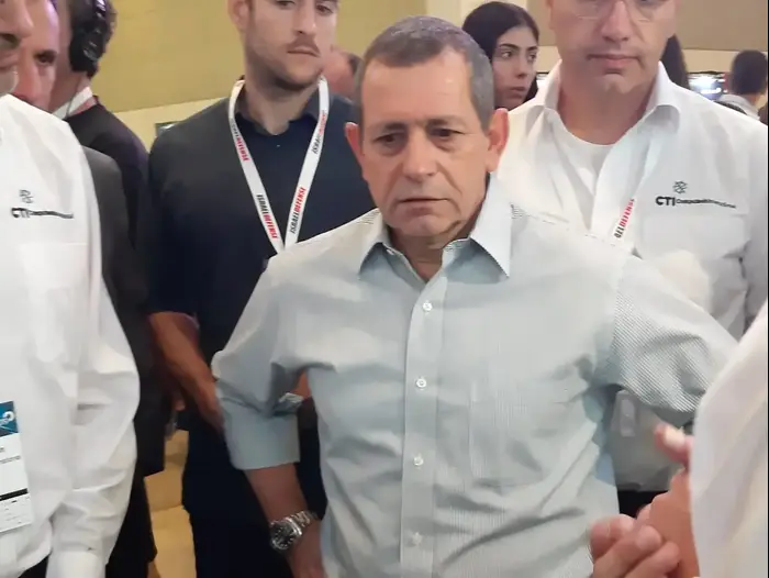 ראש השב"כ נדב ארגמן בכנס הבינ"ל השמיני למערכות בלתי מאוישות, UVID, אווניו שדה התעופה, 7 בנובמבר 2019 (רוני כנפו) ראש השב"כ נדב ארגמן בכנס הבינ"ל השמיני למערכות בלתי מאוישות, UVID, אווניו שדה התעופה, 7 בנובמבר 2019 (רוני כנפו)