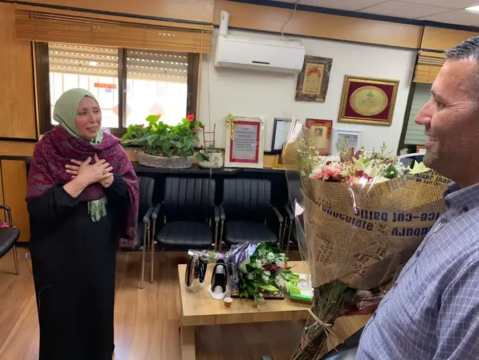 אימאן ח’טיב, חברת הכנסת החדשה מהרשימה המשותפת, עם מאהר ח'ליליה מועצה המקומית יפיע, 4 במרץ 2020 (יואב איתיאל) אימאן ח’טיב, חברת הכנסת החדשה מהרשימה המשותפת, עם מאהר ח'ליליה מועצה המקומית יפיע, 4 במרץ 2020 (יואב איתיאל)