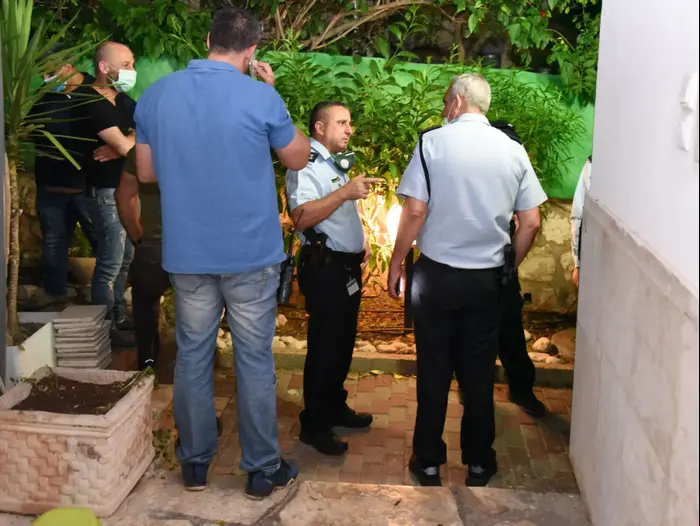 זירת הרצח ברמת גן 16 במאי 2020 (דוברות משטרת ישראל) זירת הרצח ברמת גן 16 במאי 2020 (דוברות משטרת ישראל)