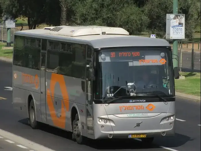 אוטובוס של חברת מטרופולין (אתר רשמי , -) אוטובוס של חברת מטרופולין (אתר רשמי , -)