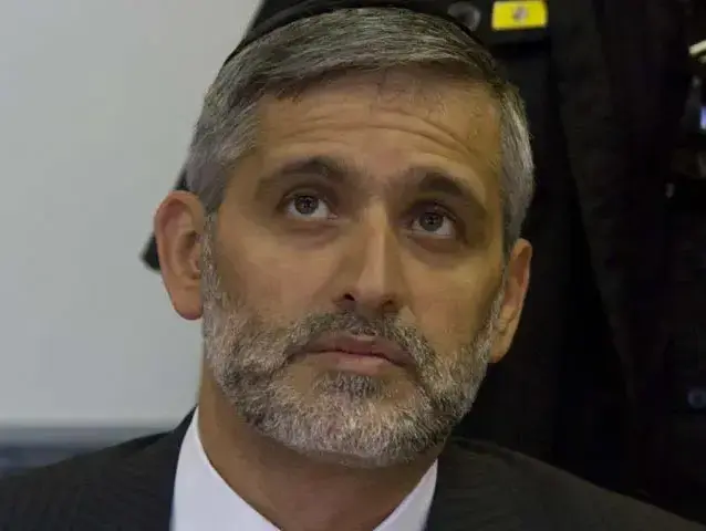 שר הפנים אלי ישי בסיור בשטחי E1 (מגד גוזני) שר הפנים אלי ישי בסיור בשטחי E1 (מגד גוזני)