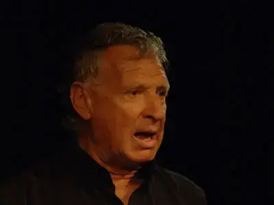 בילויים וחיי לילה (יורם לימודים , יחסי ציבור) בילויים וחיי לילה (יורם לימודים , יחסי ציבור)