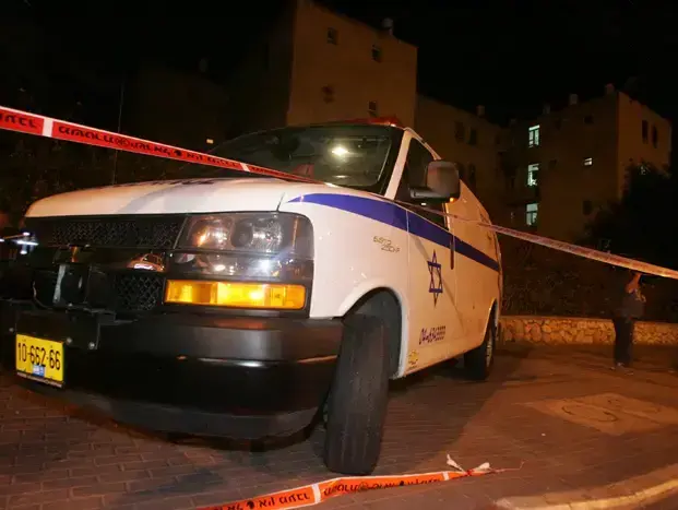 אמבולנס (אורי לנץ) אמבולנס (אורי לנץ)