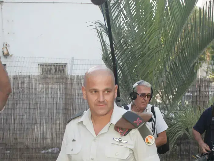 פסק דין בנושא תא"ל צ'יקו תמיר בית משפט צבאי בקריה בתל אביב נובמבר 2009 (אורי לנץ)