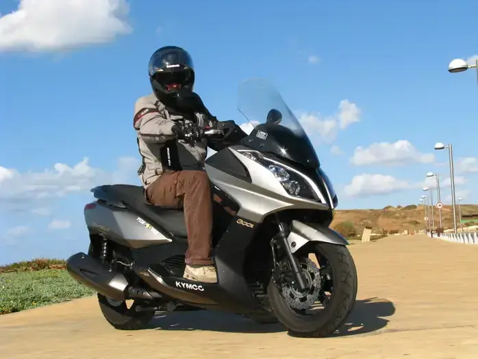 מבחן קימקו דאון טאון 300 (קובי ליאני) מבחן קימקו דאון טאון 300 (קובי ליאני)