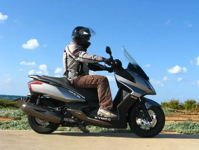 מבחן קימקו דאון טאון 300 (קובי ליאני) מבחן קימקו דאון טאון 300 (קובי ליאני)