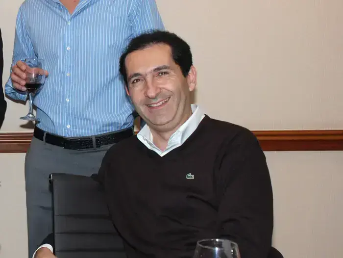 אסור להשתמש (יח"צ , שמואל נחמני) אסור להשתמש (יח"צ , שמואל נחמני)