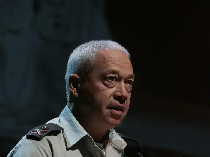 יואב גלנט בטקס צל"שים לחיילי עופרת יצוקה דצמבר 2009 (אורי לנץ) יואב גלנט בטקס צל"שים לחיילי עופרת יצוקה דצמבר 2009 (אורי לנץ)