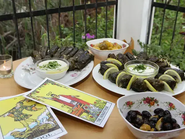 דנה מלמד מארחת את אסתריקה באיו לעלי גפן (מערכת וואלה! NEWS , שי נייבורג) דנה מלמד מארחת את אסתריקה באיו לעלי גפן (מערכת וואלה! NEWS , שי נייבורג)