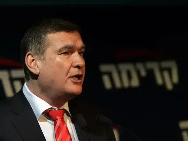 ישיבת מועצת קדימה דצמבר 2009 (אורי לנץ) ישיבת מועצת קדימה דצמבר 2009 (אורי לנץ)