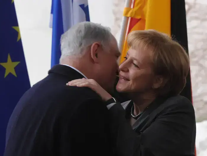 בנימין נתניהו נחת בברלין ינואר 2010 (לשכת העיתונות הממשלתית) בנימין נתניהו נחת בברלין ינואר 2010 (לשכת העיתונות הממשלתית)