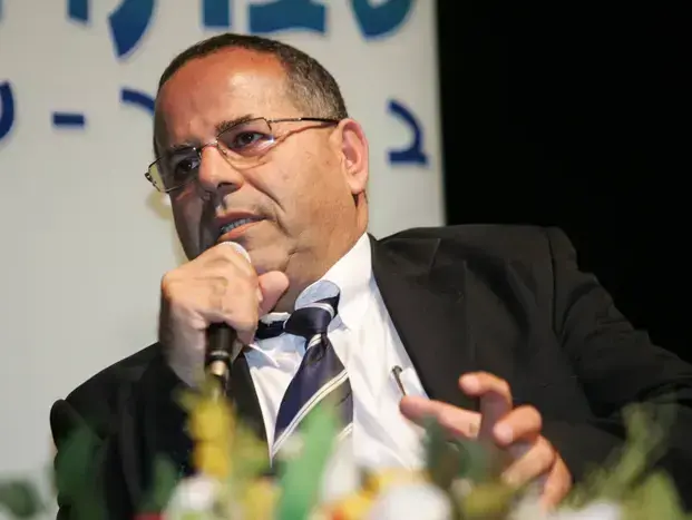 איוב קרא באירוע שבתרבות באר שבע - מרץ 2010 (יח"צ , עיריית באר שבע) איוב קרא באירוע שבתרבות באר שבע - מרץ 2010 (יח"צ , עיריית באר שבע)