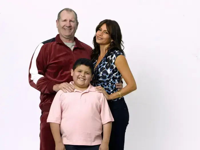 משפחה מודרנית (יח"צ) משפחה מודרנית (יח"צ)