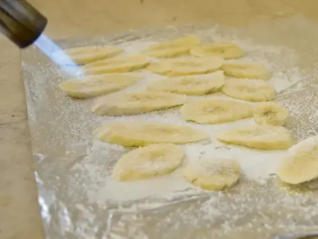 בננות מקורמלות (נמרוד סונדרס) בננות מקורמלות (נמרוד סונדרס)