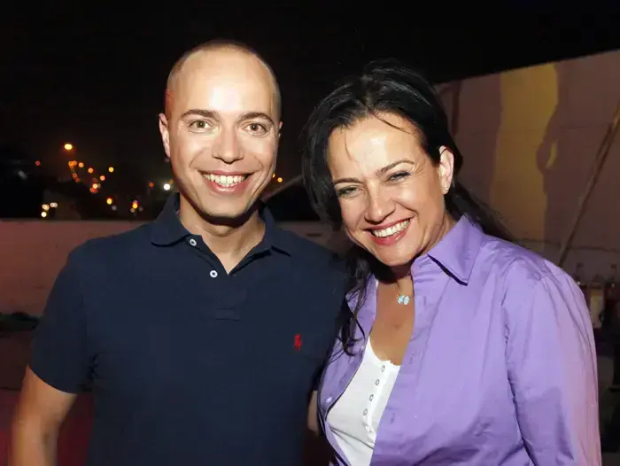 מגישי התוכנית 'נבחרת החלומות', צופית גרנט, טל ברמן (יח"צ) מגישי התוכנית 'נבחרת החלומות', צופית גרנט, טל ברמן (יח"צ)