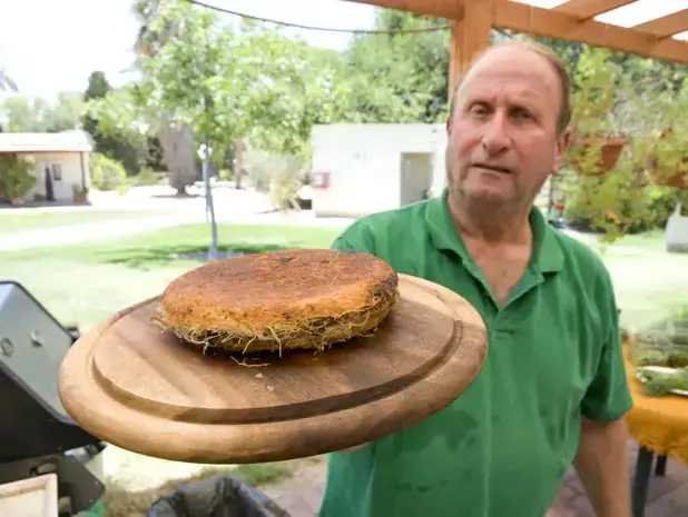 שמוליק ריפמן (נמרוד סונדרס) שמוליק ריפמן (נמרוד סונדרס)