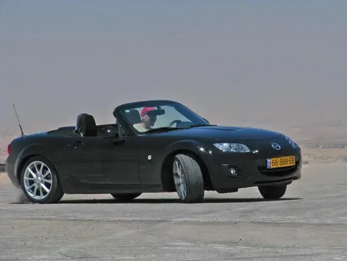 מבחן פתוחות אודי A3 קבריולט, מאזדה MX5, פורשה בוקסטר S PDK (קובי ליאני) מבחן פתוחות אודי A3 קבריולט, מאזדה MX5, פורשה בוקסטר S PDK (קובי ליאני)