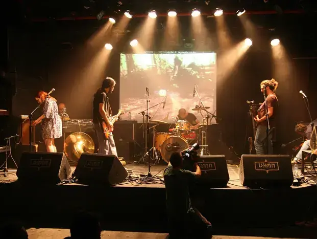 We Are Ghosts בהופעה (יח"צ) We Are Ghosts בהופעה (יח"צ)