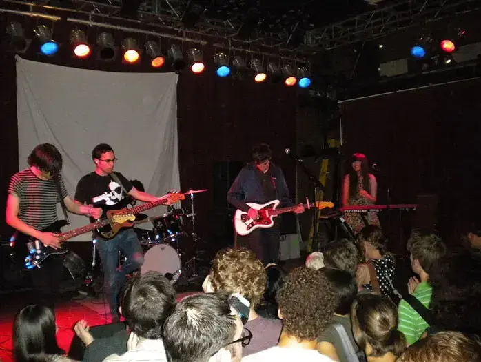להקת The Pains Of Being Pure At Heart (Creative Commons) להקת The Pains Of Being Pure At Heart (Creative Commons)