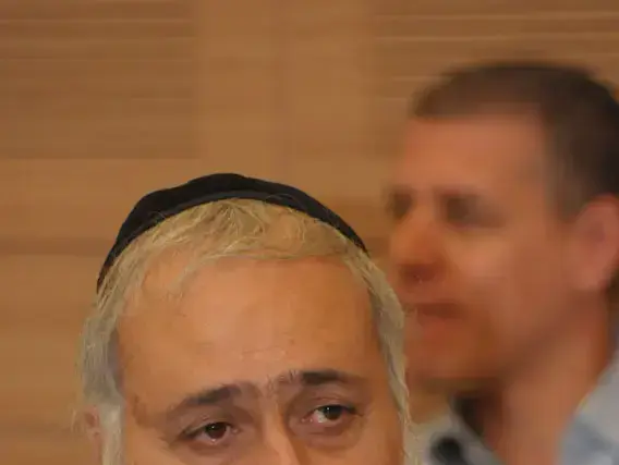 נסים זאב, בוועדת החוץ והביטחון, ינואר 2011 (עומר מירון) נסים זאב, בוועדת החוץ והביטחון, ינואר 2011 (עומר מירון)
